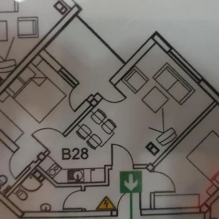 Large 2-bedroom Near Road, 5 Min To Gondola & Bar Street Bansko