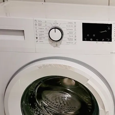 Large 2-bedroom Near Road, 5 Min To Gondola & Bar Street Apartament *